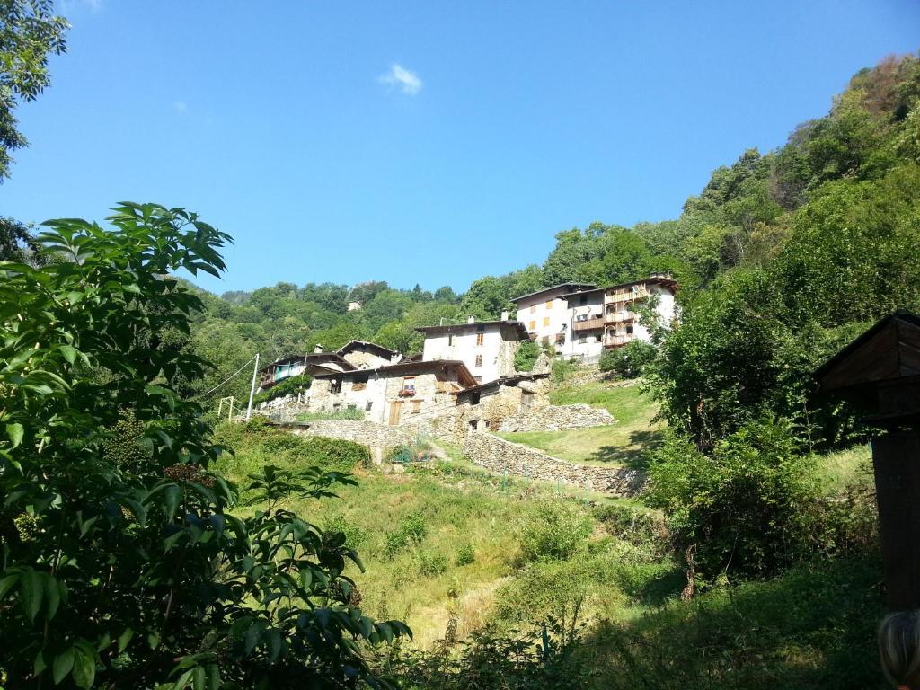 Ar Mountains Lodge Villachiara Branzi Exterior foto